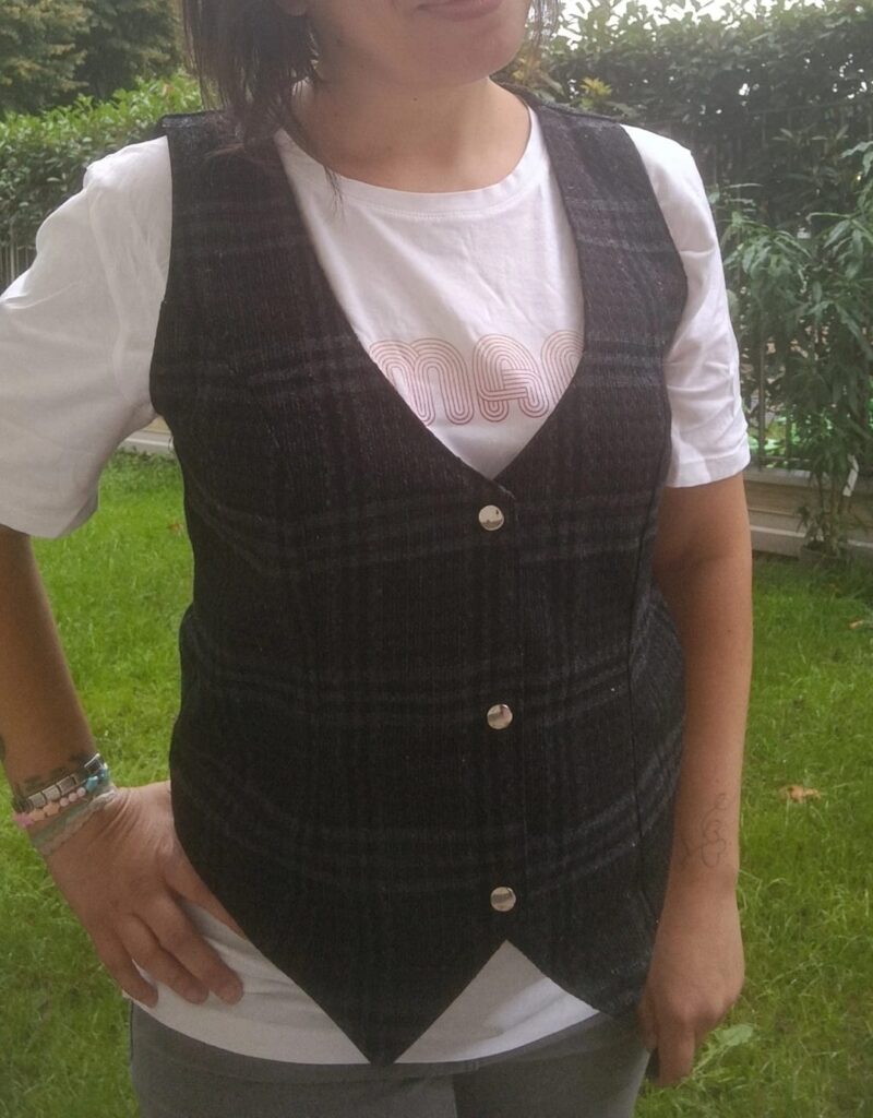 Cartamodello gilet donna